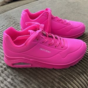 💖HotPink Skechers UNO w/Memory Foam 8.5
